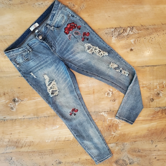 Harmony & Havoc Denim - Harmony & Havoc Distressed Embroidered Jeans Size 12
